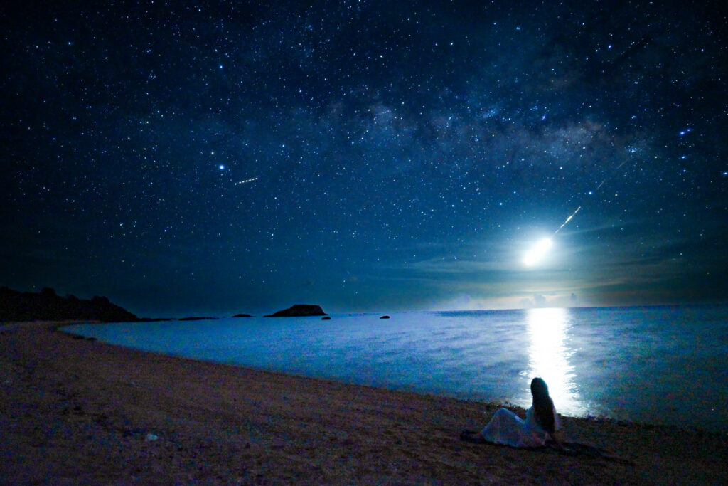 石垣島フォトツアー　海辺　流れ星　星空撮影