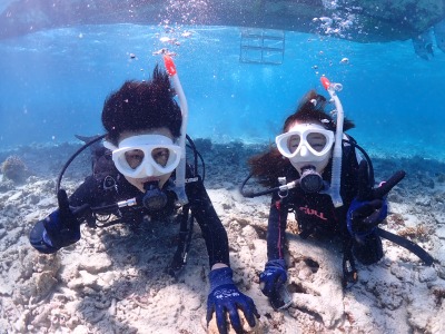 体験ダイビングの様子