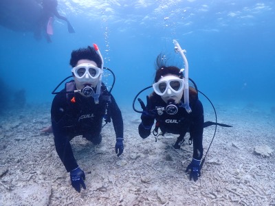 体験ダイビングの様子